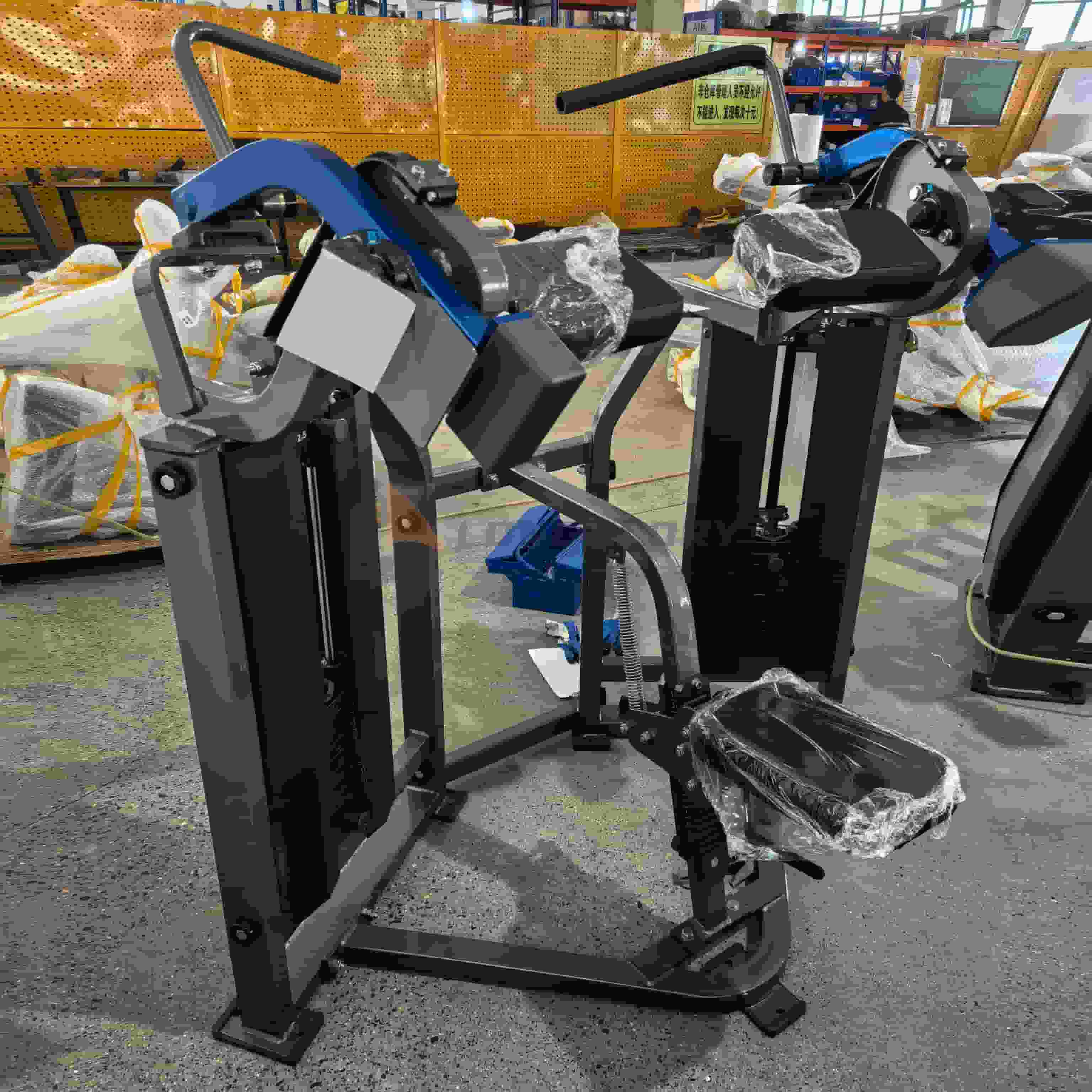 జిమ్ బైసెప్స్ కర్ల్ మెషిన్